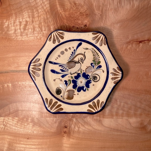 Tonala Pottery Made in Mexico Bird Wall Hanging Plate Decor - Picture 2 of 4